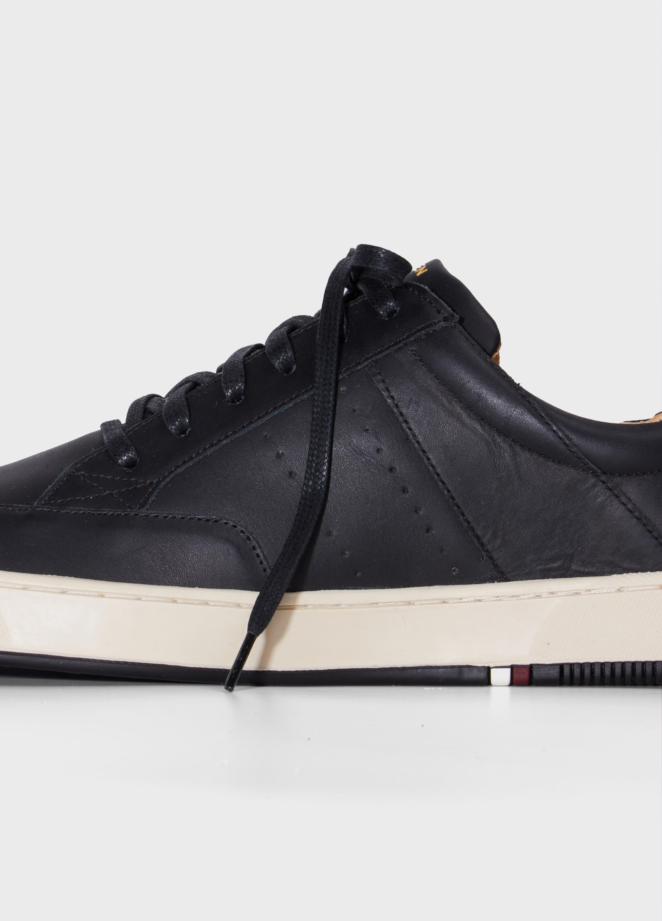 TENIS OSKLEN SOHO COURO